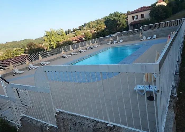 Appart*residence Piscine*parking*3mn Centre سارلا لا كانيدا